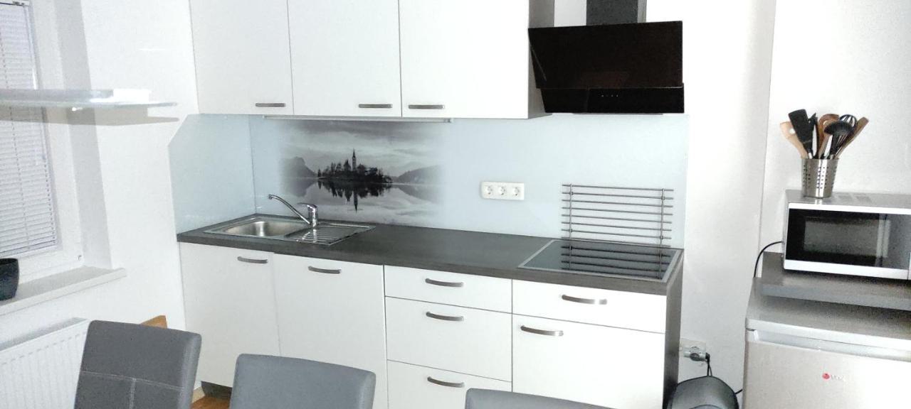 Apartments Justin بليد المظهر الخارجي الصورة